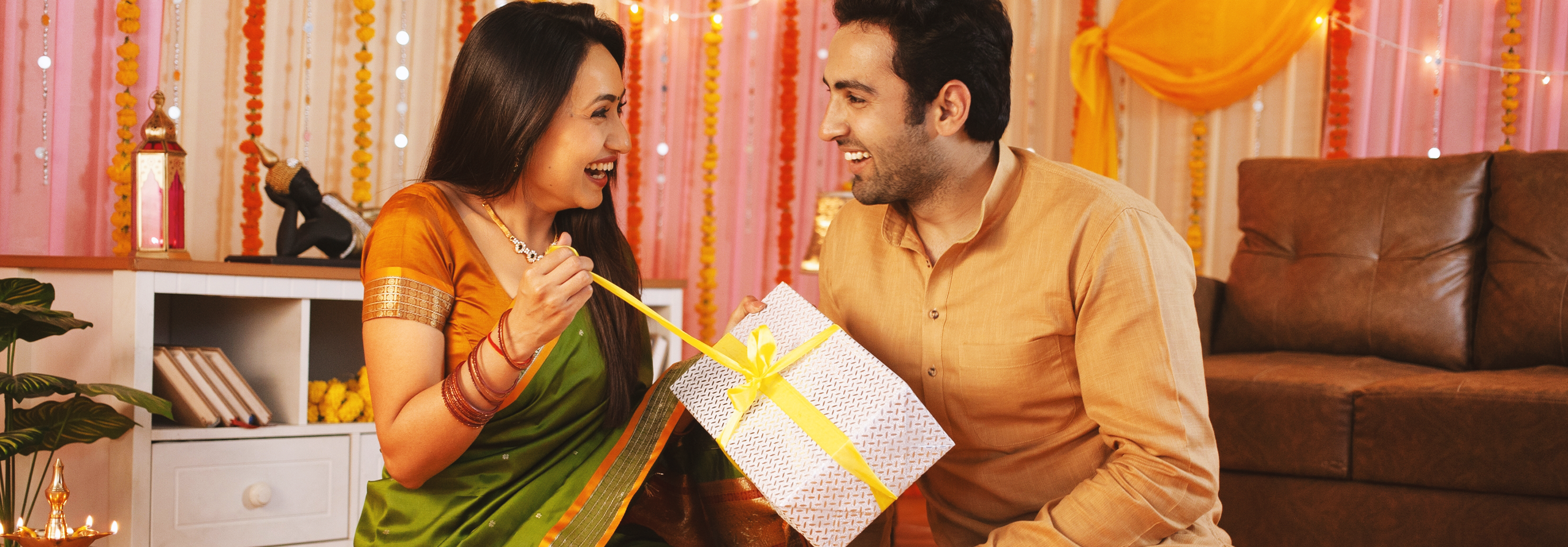 Best Perfume Gift Sets for Newly Married Couple Under 500